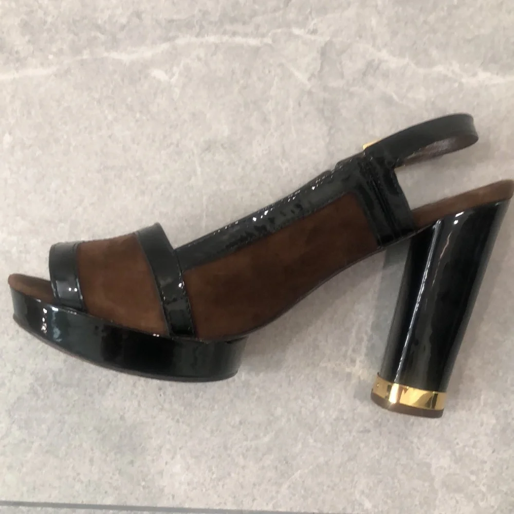TORY BURCH “Gemma “ Black Patent Leather Brown Suede Slingback Heels Size 7.5